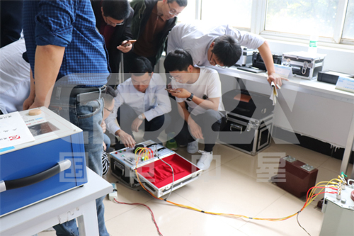 國(guó)電中星產(chǎn)品試驗(yàn)培訓(xùn)實(shí)操.jpg 國(guó)電中星產(chǎn)品試驗(yàn)培訓(xùn)實(shí)操.jpg